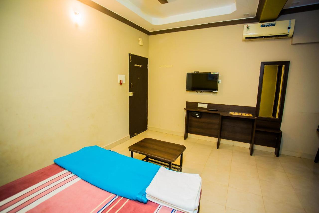 The Goah Hotel Calangute Exteriör bild